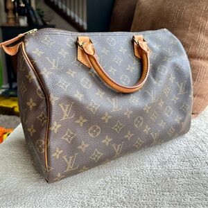 Vintage Louis Vuitton speedy 30 in absolutely amazing condition! USA seller!